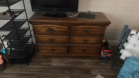 Dresser