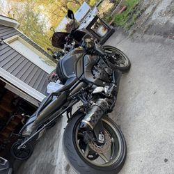 Yamaha FZ1
