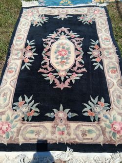 VERY NICE  5 BY 7 AREA RUGS
