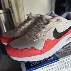 Women's Air Max SC 9.5