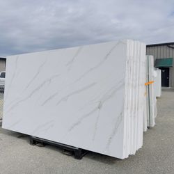 💎 NEW COLORS QUARTZ STONE SLABS SUPER JUMBO AND JUMBO SIZE 💎 📏 Each slabs cover 75.7 sq.ft (super jumbo) and 55.1 sq.ft (jumbo), Thickness 3 cm 📏 