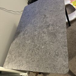 Table & Chairs 