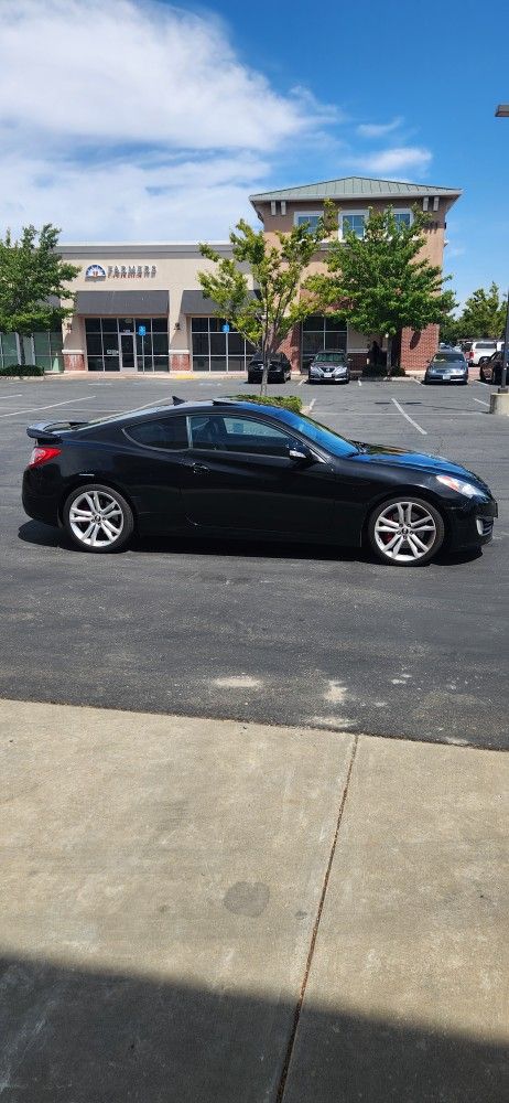 2010 Hyundai Genesis