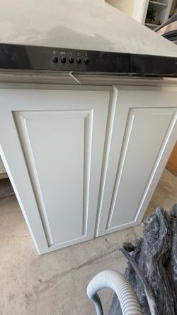 Kitchen cabinets