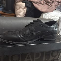 Brand APT 9 size 10.5