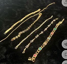 Tennis bracelets