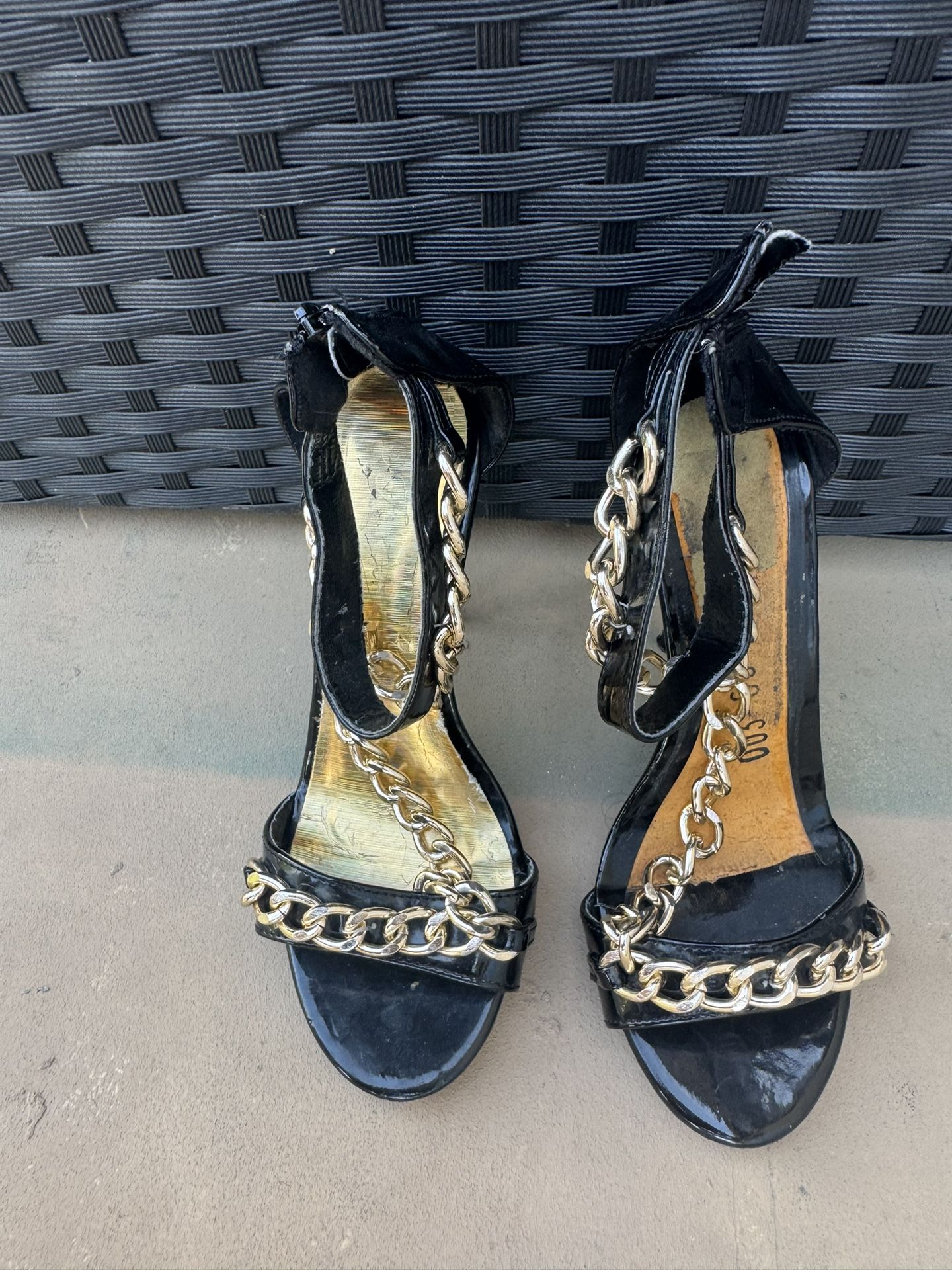 Chain Black Heel 