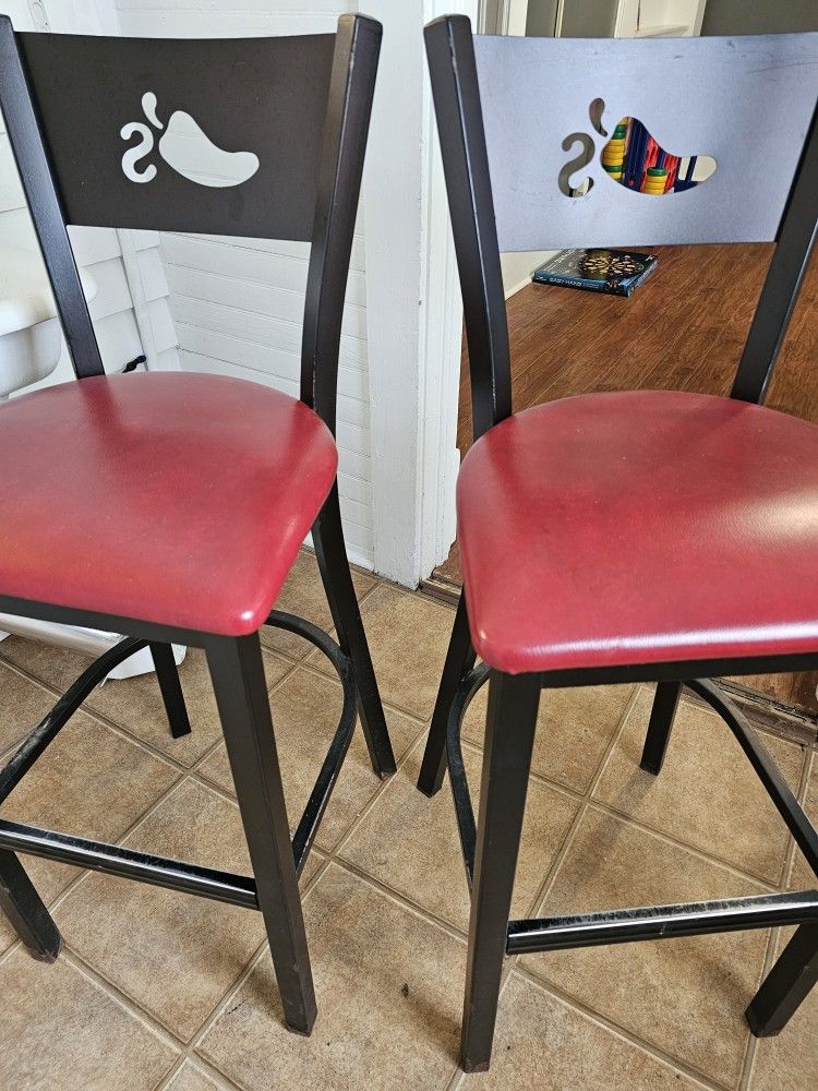 ๐ถ Chilli Metal Chairs