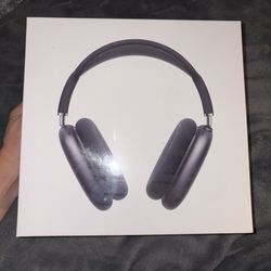 AirPod Pro Max’s Brand New SEALED, comes with everything