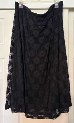Black Floral Lace Midi Skirt- Like new