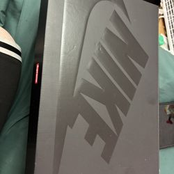 Nike Air Force Surpreme  Good Enough Size 10