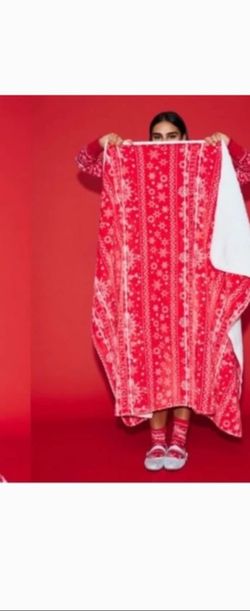 Victoria's Secret - Christmas Blanket 