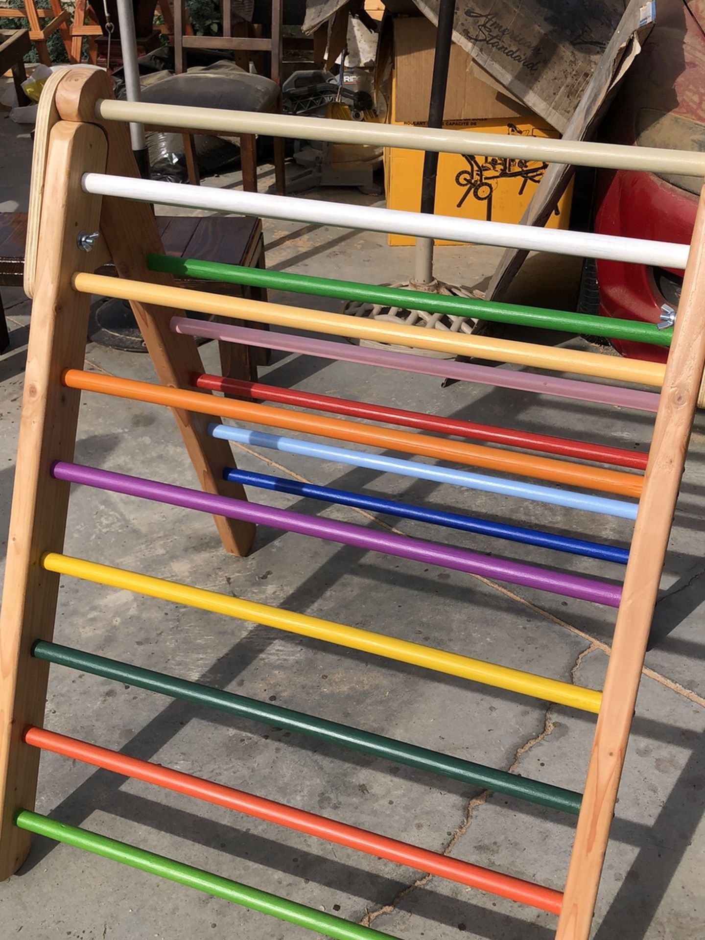 Pikler Electronics & Media