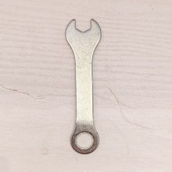Wrench, 4.5 inch