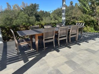 Frontgate Teak Outdoor Dining Table and Chair Set