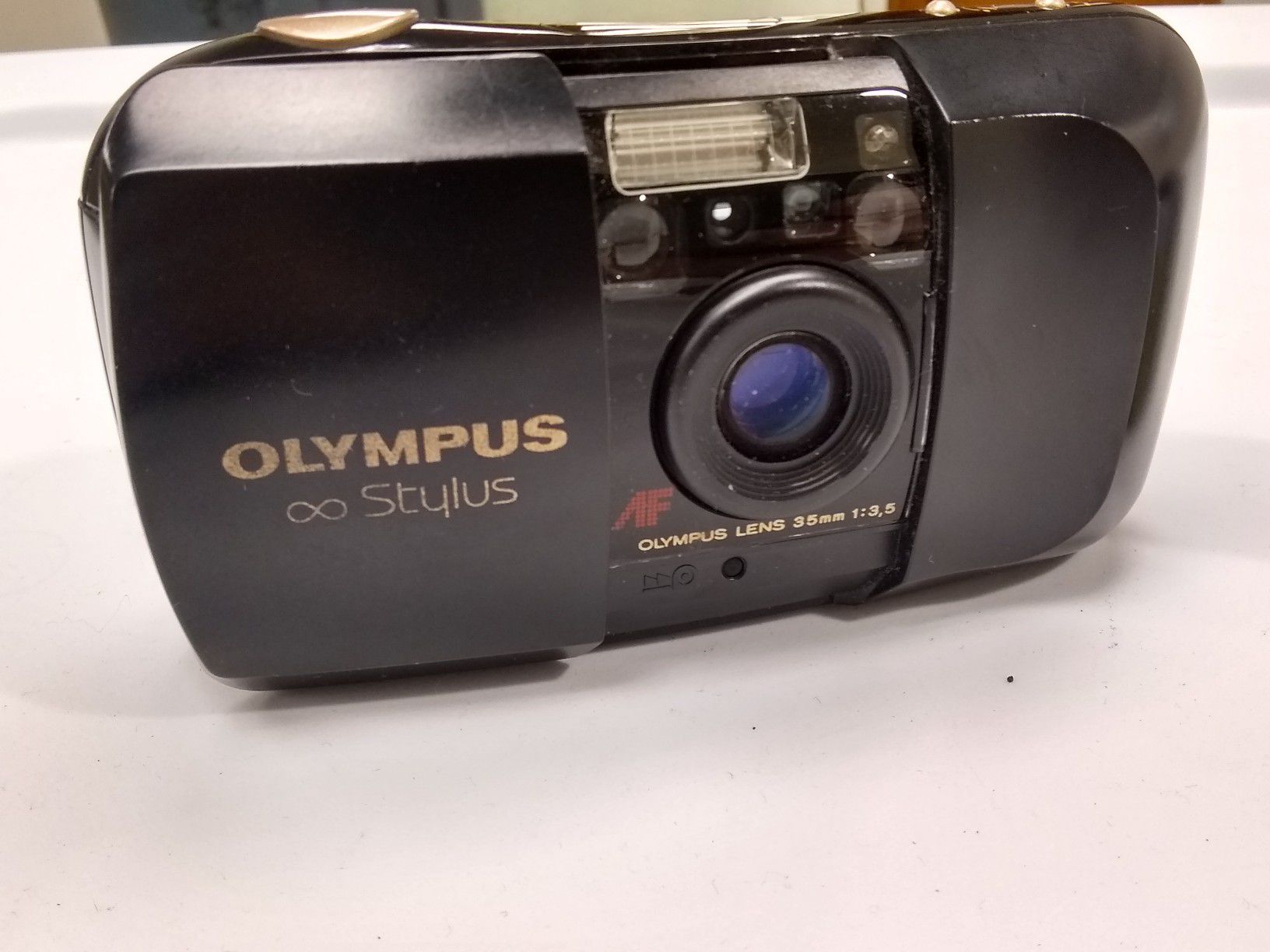 Olympus Stylus Infinity mju1 Point & Shoot Film Camera TESTED
