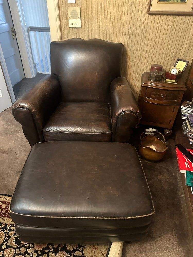 Genuine leather arm chair with ottoman