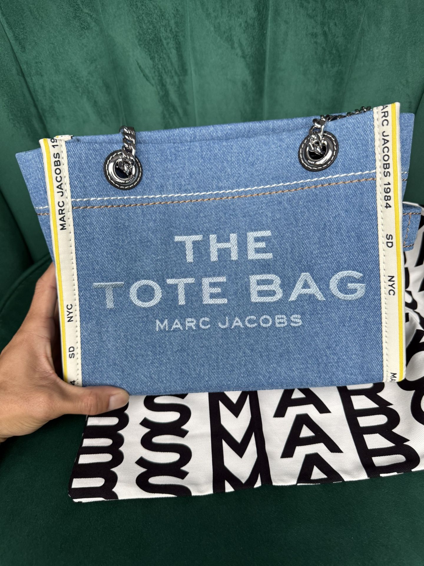 Marc Jacobs The Small Tote Bag