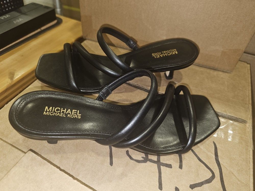 Michael Kors Kitten Heels Size 6 and A half