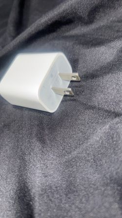 Apple fast charger block