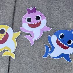 Babyshark Props