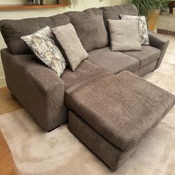 Sectional Couch *Free delivery!*