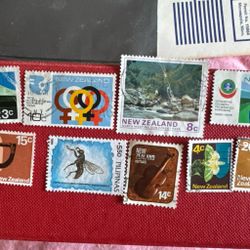 New Sealand 11 Stamps