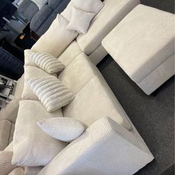 Beautiful! 3-pc sectional sofa with storage ottoman ivory , gray , black new