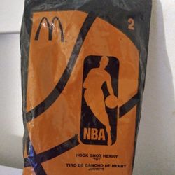 Mcdonald's Happy Meal Toy 2005 Nba 2 Hook Shot Henry Sealed. 