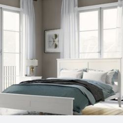 Modern White Solid Wood King Platform Bed Frame 