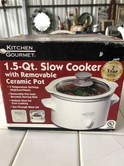 1.5 Qt slow cooker