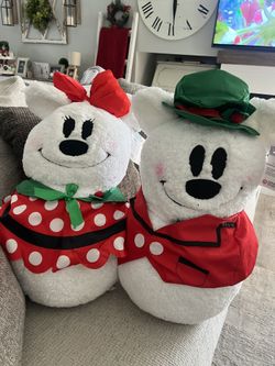 Mickey & Minnie Sherpa Snowman
