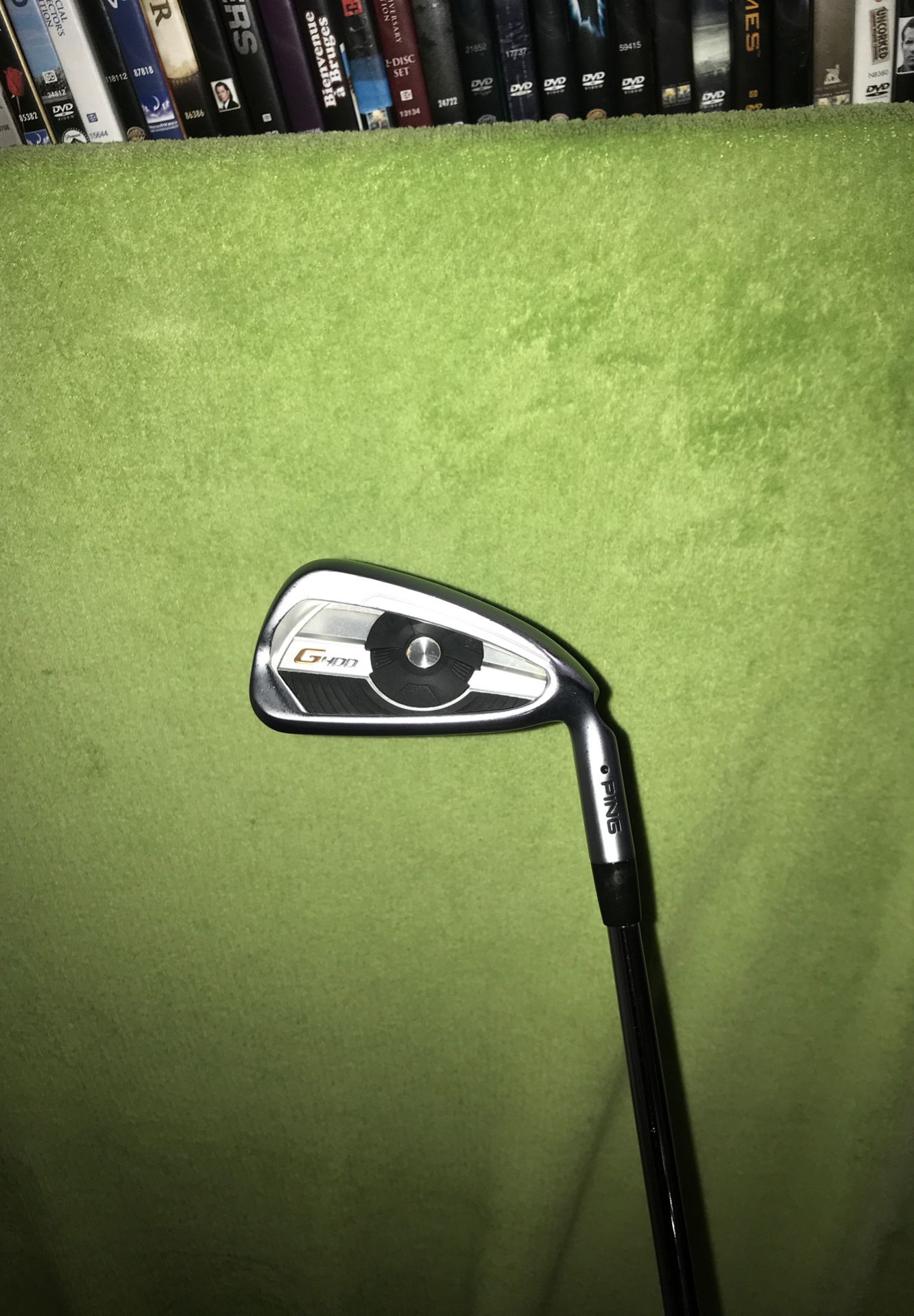 Ping g400 6 iron. Black dot. Right handed.
