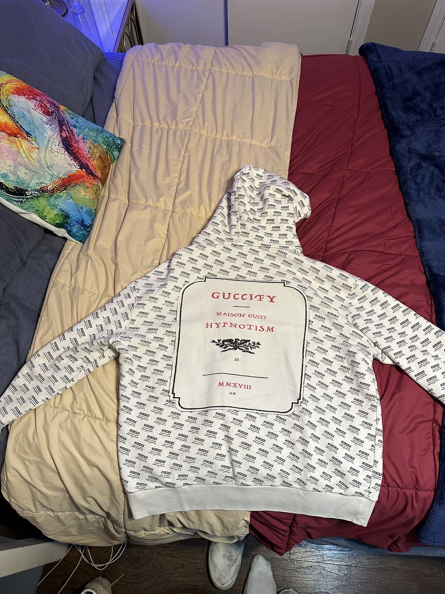 Gucci Pull Over Hoodie Make Me An Offer 