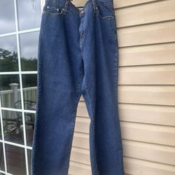 Levi's 512 Women's Petite 16P Medium Blue Boot Cut Perfectly Slimming Denim Blue Jeans. 