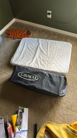 Graco PacknPlay With mattress