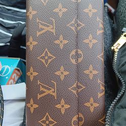 Louis Vuitton Wallet Never Used 2018