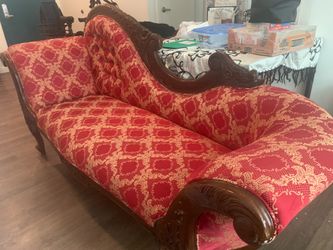 Victorian Style Lounge