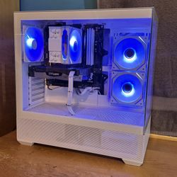 Gaming PC Nvidia RTX Windows 11 Pro / Ryzen 7 / Computer, RGB