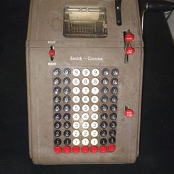 vintage cash register 