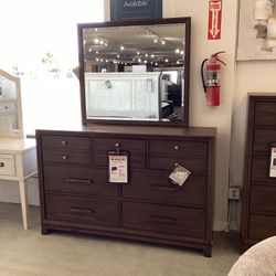 Brueban  Dresser And  Mirror 