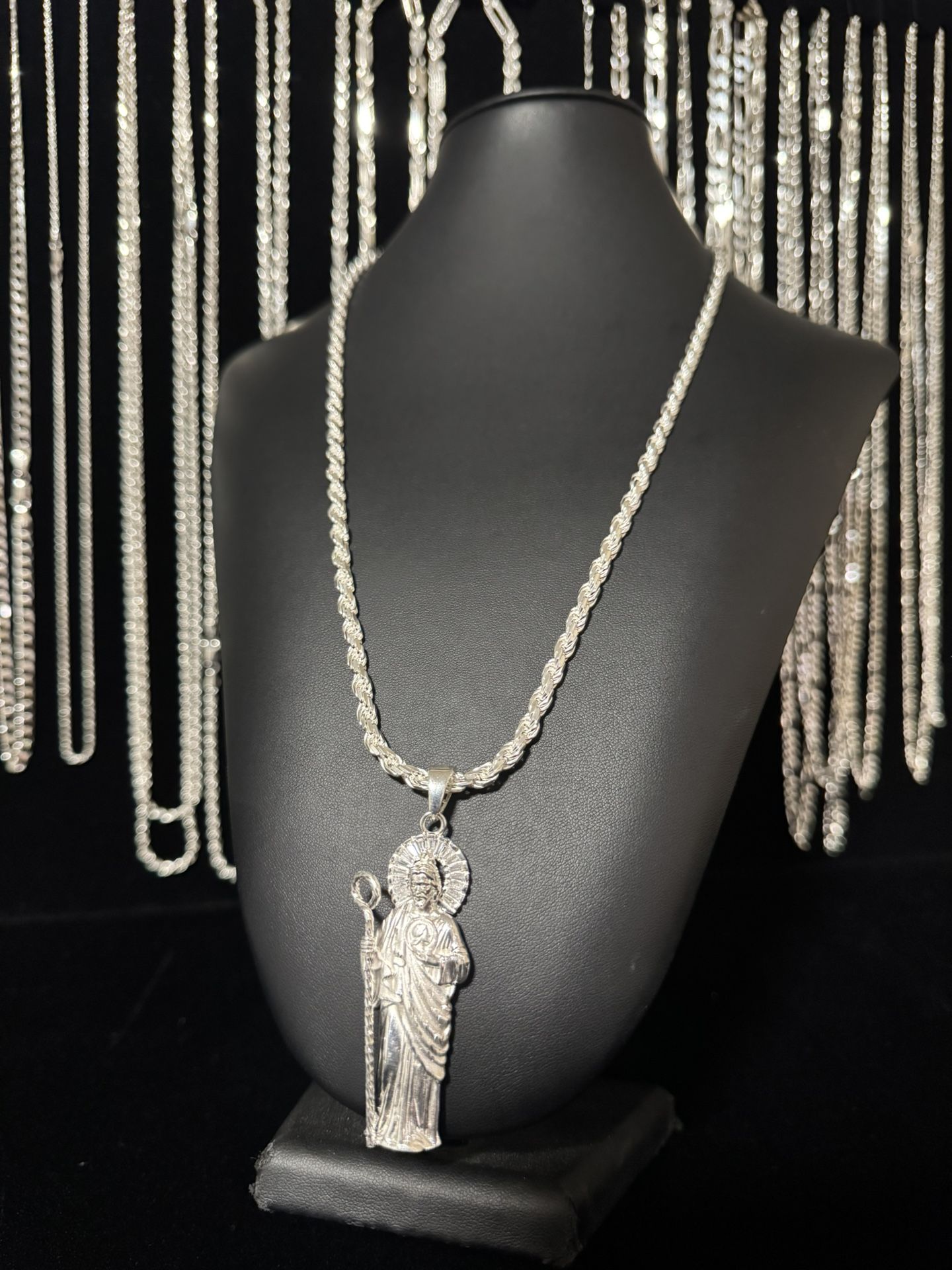 3d San Judas with rope chain