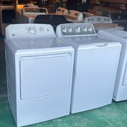 GE Washer & Dryer Set $400