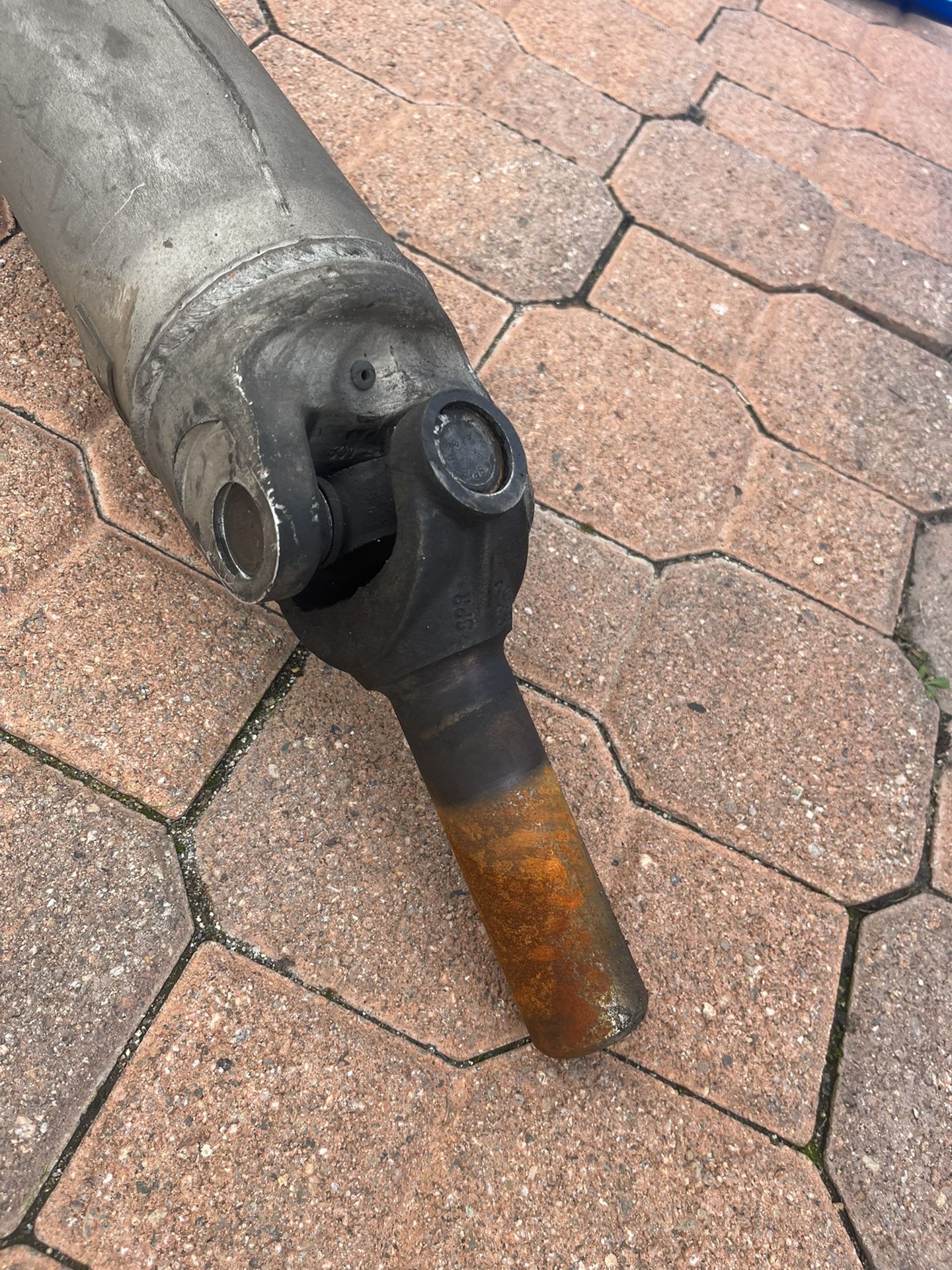 Drive Shaft Chevy Suburban 1997