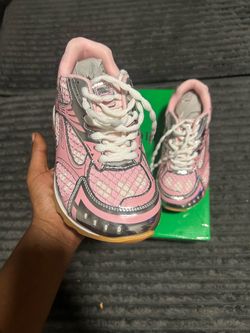 Bottega Veneta Pink Size 7 Female