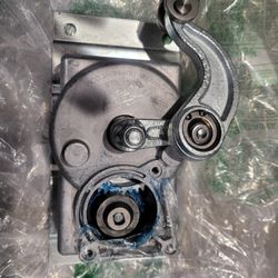 Gear Box Linkage With A