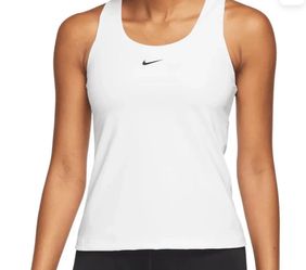 Nike racer back tank w/ built in sports bra