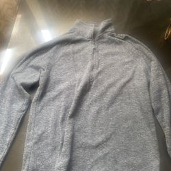 Eddie Bauer Large Women’s Gray Sweatshirt 