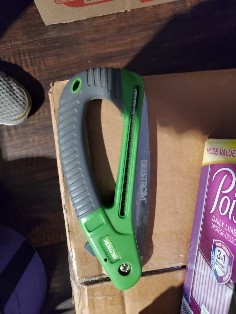 Folding Saw Brand New No Package