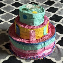 Cake Piñata 